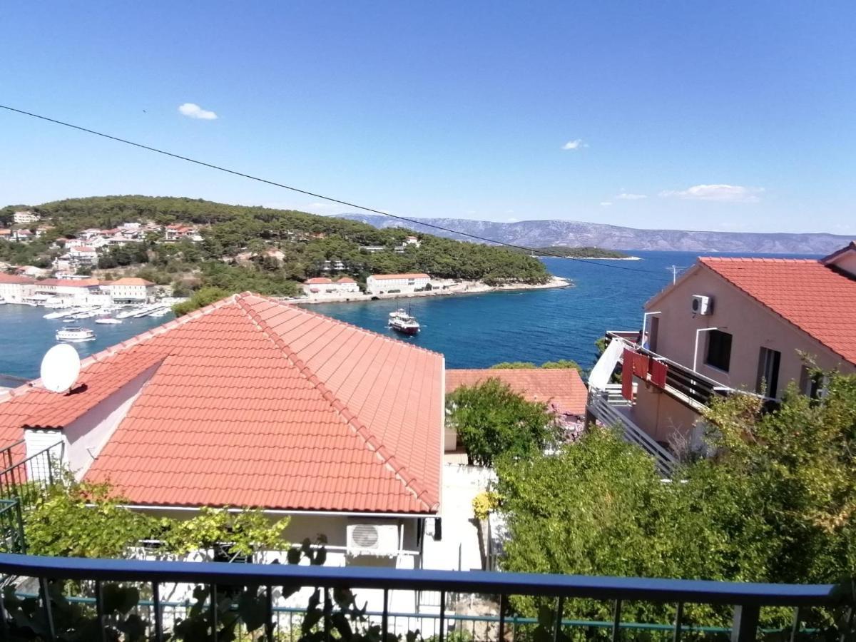 Apartments Piko2 Jelsa  Exterior photo