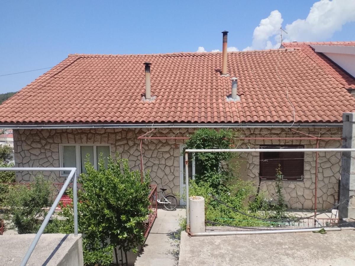 Apartments Piko2 Jelsa  Exterior photo